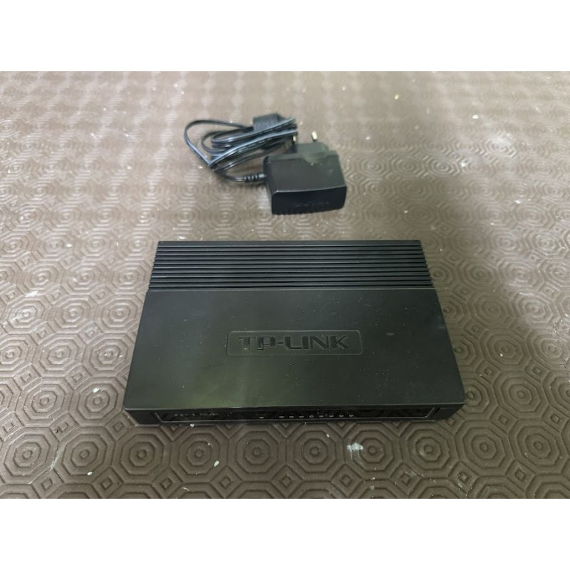 TP LINK HUB SWITCH 8 PORTE GIGABIT 10/100/1000 - USATO GARANTITO