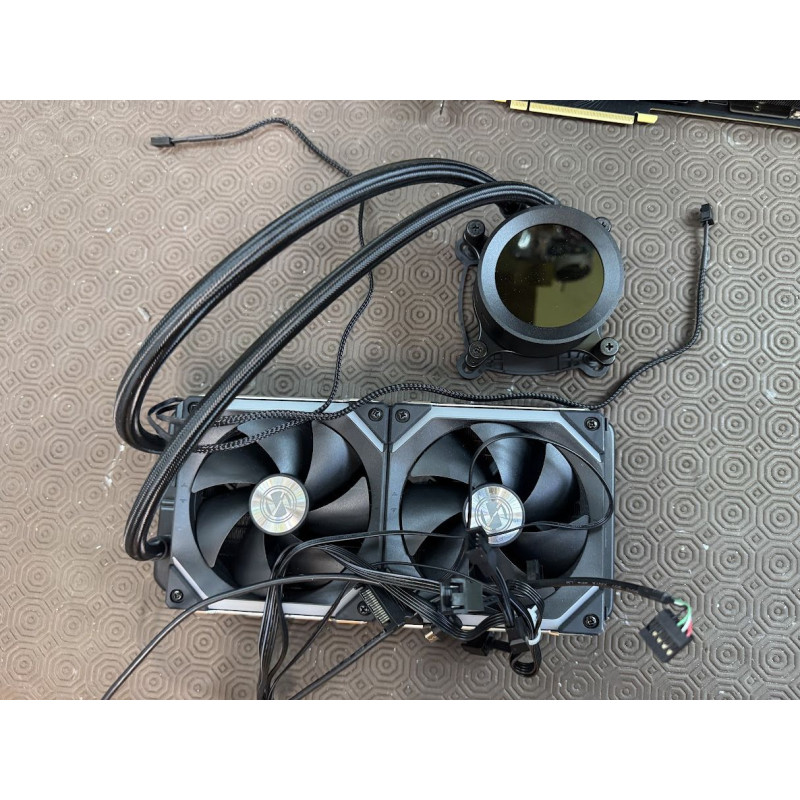 NZXT KRAKEN X53 CON VENTOLE LIAN LI 240MM INTEL 1200 - 115X  - USATO GARANTITO