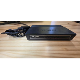 TP-LINK HUB SWITCH...