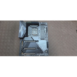 GIGABYTE Z590 AORUS MASTER...
